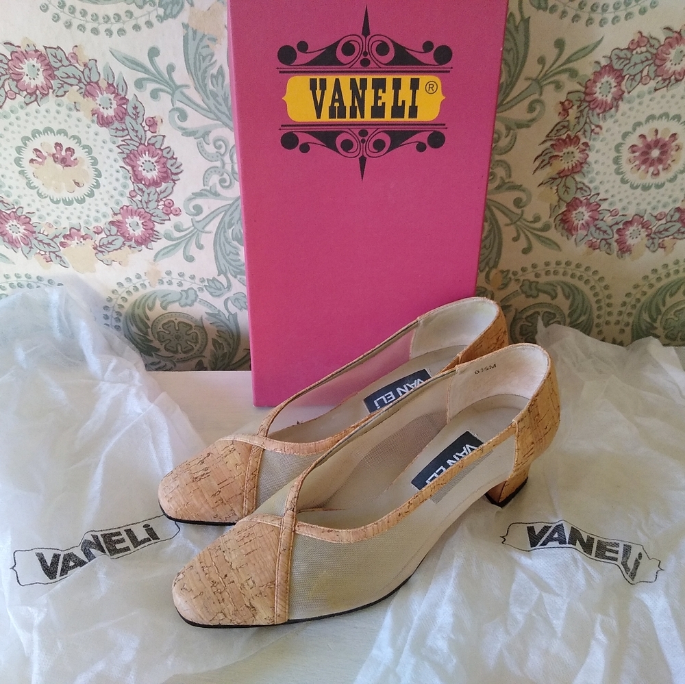 VANELI Tan Cork and Mesh Heels with Box